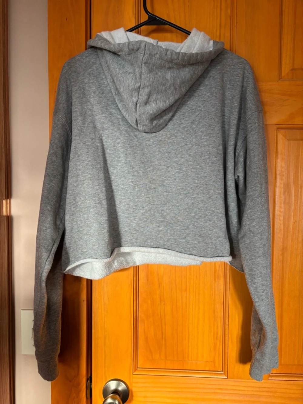 Wild Fable Gray Cropped Drawstring Hoodie - Picture 4 of 5